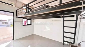 TRỐNG SẴN PHÒNG BAN CÔNG SẴN MÁY LẠNH NGAY GÒ XOÀI - LÊ VĂN QUỚI