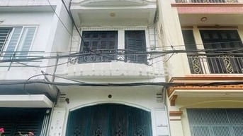 CHO THUÊ NHÀ NGUYÊN CĂN - 50M x 4 TẦNG - NGÕ 187 TRUNG KÍNH, CẦU GIẤY