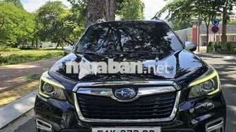 Subaru Forester Đen Tự động Nhập khẩu