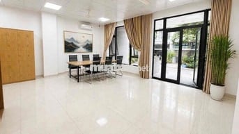 Văn Phòng Trệt  7x18m giá 14 triệu/ tháng tại Vạn Phúc City