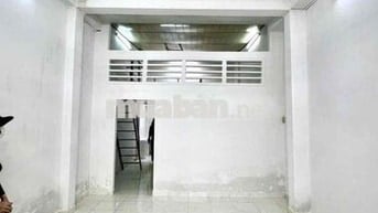 Cho thuê nhà hẻm 6m thông gần chợ tân hương 4x11m gác lửng 2pn 7tr