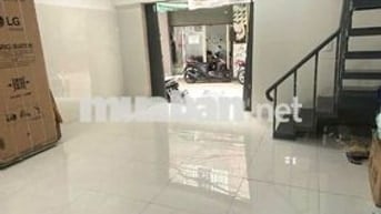 Cho thuê nhà 3pn hẻm xe tải đường Thoại Ngọc Hầu, P.Phú Thạnh, Tân Phú
