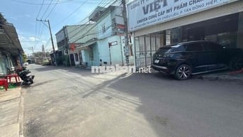 Chính chủ cần bán căn nhà 2 mặt tiền tại Tân Đông Hiệp -Dĩ An