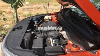 Kia Seltos 5 chỗ màu Cam