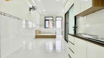 Ban Công Gần Đh Văn Hiến - Gần Etown Cộng Hoà - Mũi Tàu Trường Chinh