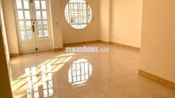 cho thuê nhà nguyên căn mặt bằng, 3 lầu giá rẻ 