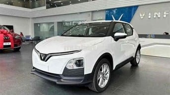 VinFast VF 5 Plus ưu đãi khủng sẵn giao ngay