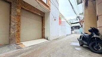 PHẠM VĂN ĐỒNG - CỔ NHUẾ - MẶT NGÕ THÔNG, Ô TÔ VÀO NHÀ – DT42M X 15 TỶ