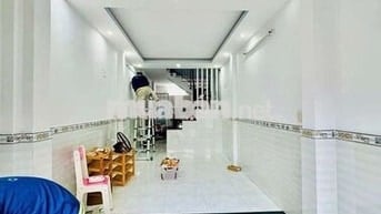 gần cầu tham lương 2pn 2 máy lạnh hẻm 4m n v quá tiện đi trung tâm 