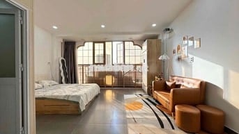 Penthouse full nội thất ban công lớn đường Phạm Văn Đồng gần gigamall