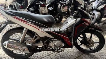 Honda Wave RSX 2013 Trắng đen