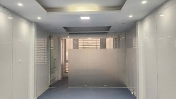 Cho thuê nhà mặt phố, đẹp nhất quận Cầu giấy, làm Văn phòng, spa,...