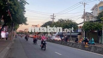 BÁN ĐẤT MẶT TIỀN PHAN VĂN HỚN - Q12 - NGANG 9.2M - 301M2 - VỊ TRÍ ĐỈNH
