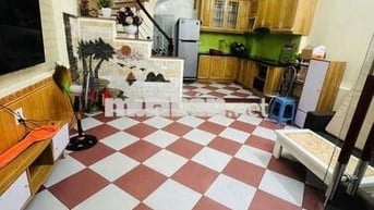 Nhà Nguyên Căn phố Tân Mai 5 Tầng 3 Ngủ oto đỗ cửa mới đẹp
