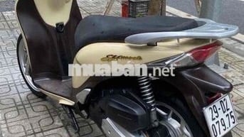 Honda SH Mode Vàng