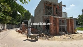 Bán góc nhà lầu mới đang hoàn thiện kế Mỹ Phước3 Bến Cát Bình Dưowmg