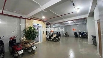 Thang máy ngõ 75 Giải Phóng(121 Lê Thanh Nghị vào) ĐH bách- kinh -xây.