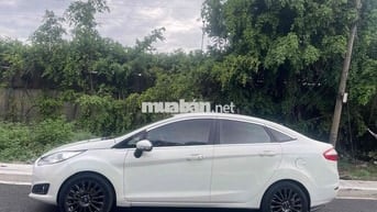 Ford Fiesta 2016 Tự động Trắng .kiểm mới.9 chủ bán