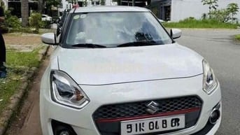 Suzuki Swift GLX 1.2 Full -2019 Trắng rất mới.