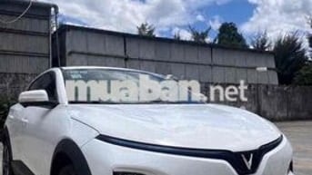 VinFast VF6 Plus 2025 Trắng 31000 km