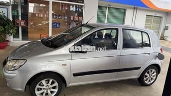 Hyundai Getz 1.4 Bạc 5 chỗ