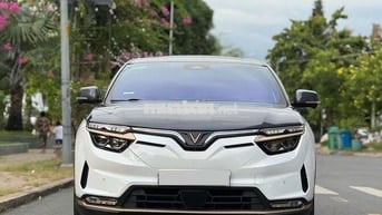 VF8 LUX PLUS 24 - MUA PIN CATL - FREE SẠC KGH