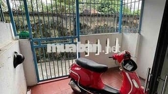 cho thuê nhà Ngọc Lâm, 3PN, full đồ ở ngay. Giá 6,5tr