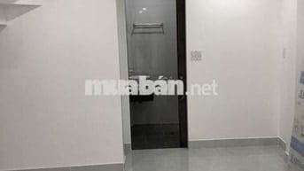 27tr -4 lầu, 5 ngủ ,3wc nhà đẹp trung tâm q3