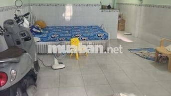 Cho thuê nhà nguyên căn có sẵn máy lạnh, giường,tủ quần áo 