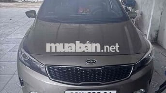 Kia Cerato 2018 Số tự động Vàng cát