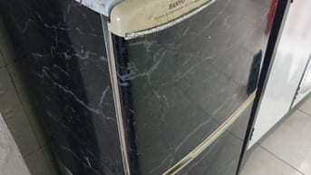 Cần bán tủ lạnh Sanyo giá rẻ xài ổn định 