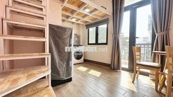 Căn hộ Duplex Ban Công _ Ngay Đai Học Ngân Hàng