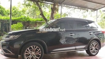 Mitsubishi Outlander 2.0 Premium 2019 Đen