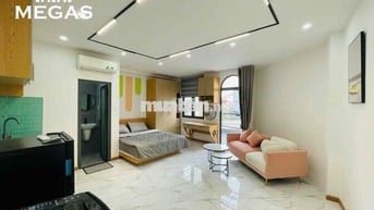 🌿 STUDIO BAN CÔNG RỘNG 40M² – NGAY PHAN XÍCH LONG,  KHU PHỐ ẨM THỰC 🌿