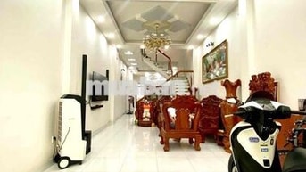 MẶT TIỀN ĐƯỜNG SỐ TRUNG TÂM THỦ ĐỨC - NHÀ ĐẸP LONG LANH VÀO Ở NGAY!