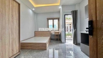 NHÀ MỚI STUDIO BAN CÔNG - FULL NỘI THẤT - KHU PHAN XÍCH LONG GIÁP Q3