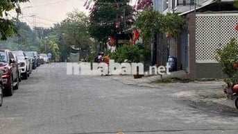 Nhà Khu Phân Lô Sát Vách Khu Dân Cư Hồng Long 54m2 (4.5x12) Nhỉnh 6 ty