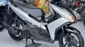 Honda Air Blade 125 2015  nợ xấu trả trước 9tr
