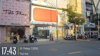 CHO THUÊ MT NGUYỄN TRÃI Q1 DT 8,4X18M GIÁ 190TR