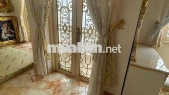 ĐH Tài Chính Marketing 8pn 1MB 5wc ( 2 Căn 2pn 1 Penhouse 4 Căn Stuidi