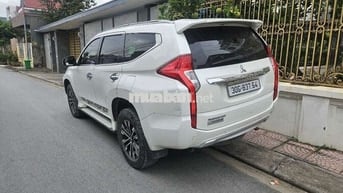 Mitsubishi Pajero Sport V6 3.0 2018 Trắng Tự động