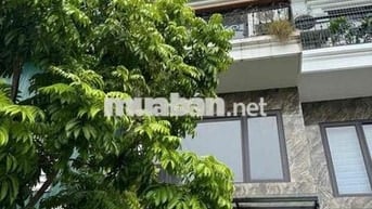 chuyển nhượng nhà làm văn phòng hoặc ở