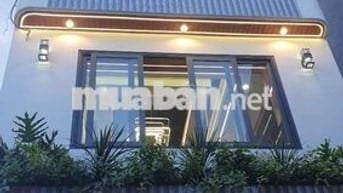 Cần Bán Gầp nhà Đường TTN2 Hẻm xe hơi DT 4,2 x13,5 1 trệt 1Lửng 3 Lầu