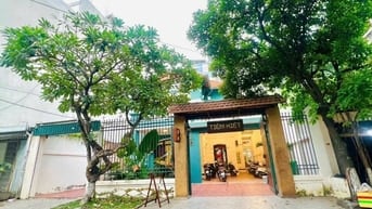 Bán nhà MT Ngô Bệ - Khu nhà ga T3 DT 12x25-344m2 tiện xây cao tầng