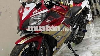 Yamaha R15 Đỏ Vàng Trắng