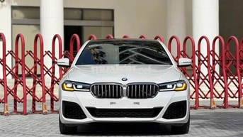 BMW 530i M-Sport 2021 Trắng 40.000 km