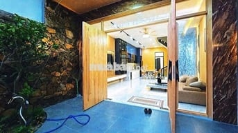 NHÀ ĐẸP 3 TẦNG HOÀ MINH, GẦN BIỂN, 3PN, FULL NỘI THẤT