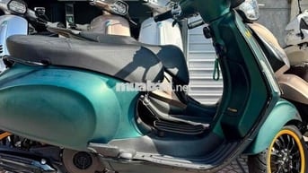 Piaggio Vespa Sprint 150cc 2022 Xanh nhám 2954 km