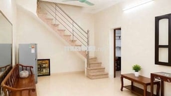 Cho thuê nhà riêng ngõ 265 Thanh Nhàn -35m2- 2 ngủ
