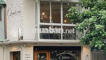Mặt Tiền Trường Sa 160m2 3 Tầng VỉaHè Rộng Lắp Kính Gần Phan Xích Long